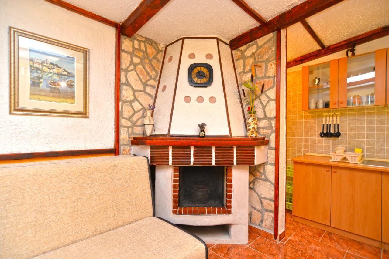 Apartments Predrag 498 메덜린 외부 사진