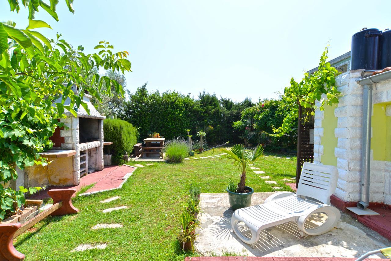 Apartments Predrag 498 메덜린 외부 사진